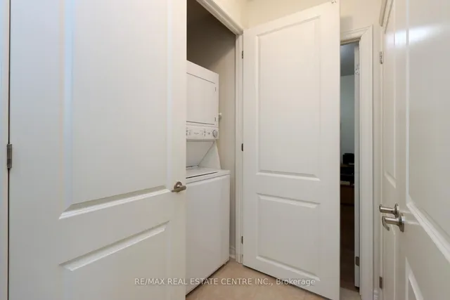 Additional image 28 of 33 Whitmer St Unit 406