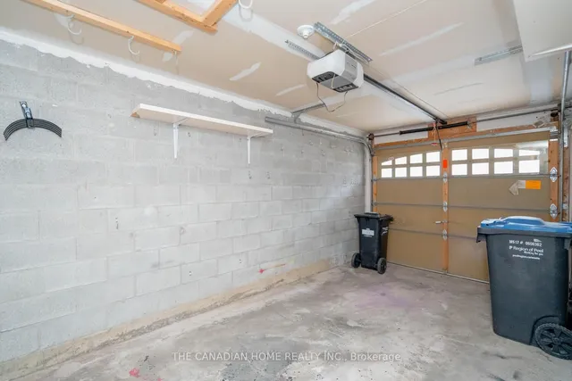 Additional image 30 of 48 Cedar Lake Cres