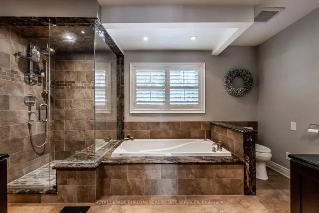 Additional image 15 of 424 Henderson Rd