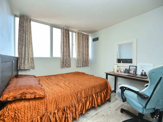 Additional image 28 of 3700 Kaneff Cres Unit 2101