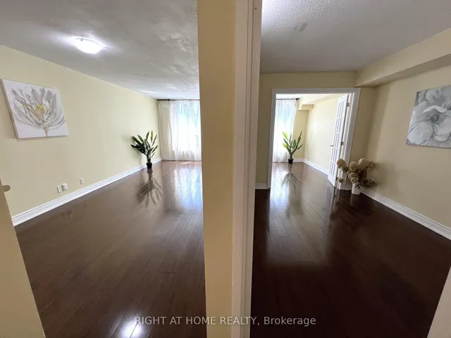 Additional image 25 of 92 King St Unit 403