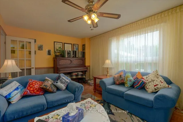 Additional image 15 of 48 Sunset Blvd