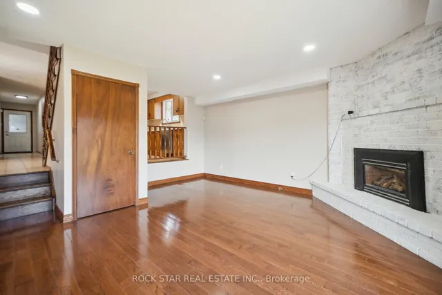 Additional image 17 of 11 Herbert Crt