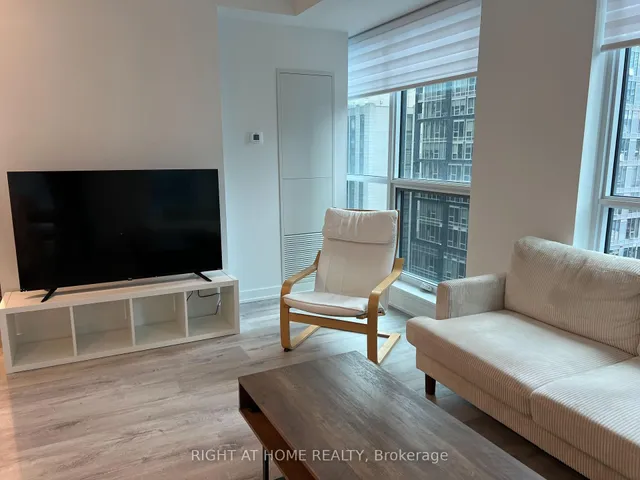 Additional image 10 of 327 King St Unit 1703