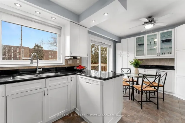 Additional image 36 of 982 Streamway Cres