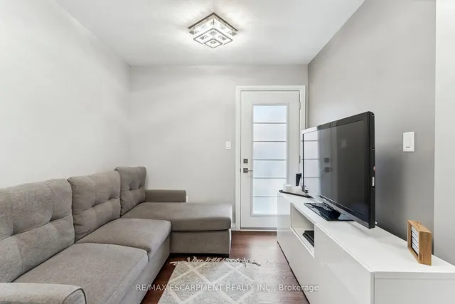 Additional image 22 of 30 Times Square Blvd Unit 305