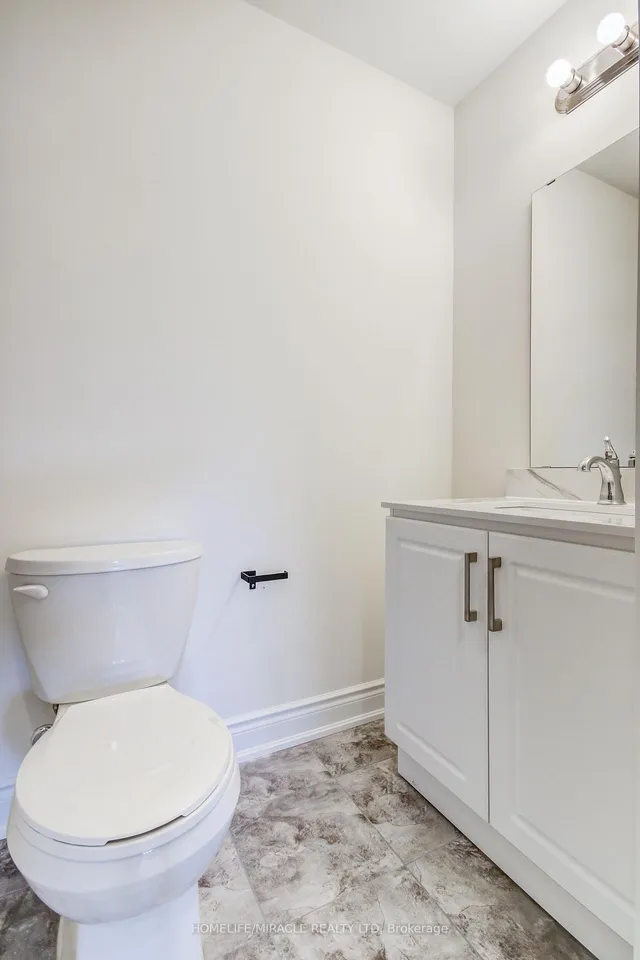 Additional image 37 of 28 Yvonne Dr