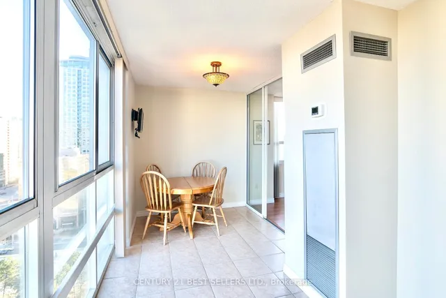 Additional image 9 of 3650 Kaneff Cres Unit 1803