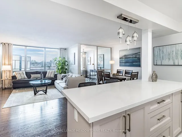 Additional image 13 of 61 Richview Rd Unit 406