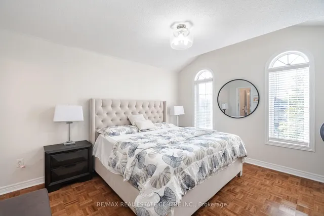 Additional image 27 of 7 Prince Edward Blvd