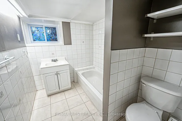 Additional image 30 of 712 Gladstone Ave