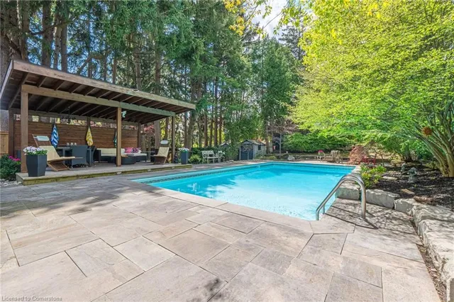 Additional image 44 of 6 Tweedsmuir Ave