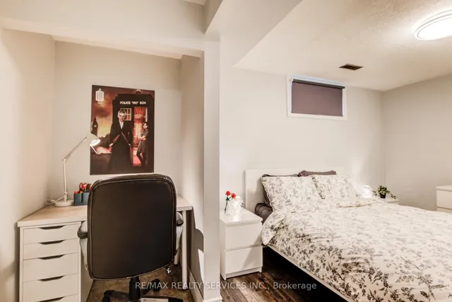 Additional image 36 of 128 Albion Crt