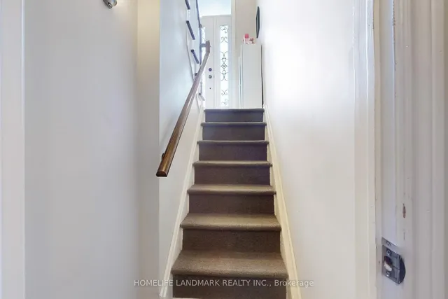 Additional image 31 of 24 Arnott St