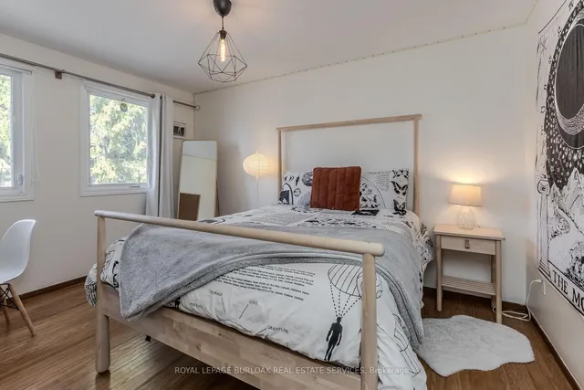 Additional image 31 of 21 Cedar St