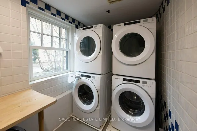 Additional image 24 of 58 Sherwood Ave Unit 14