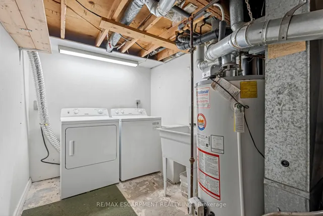 Additional image 25 of 1301 UPPER GAGE Ave Unit 33