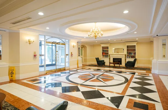 Additional image 6 of 889 Bay St Unit PH4