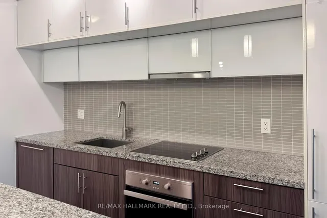 Additional image 9 of 8 Mercer St Unit 411