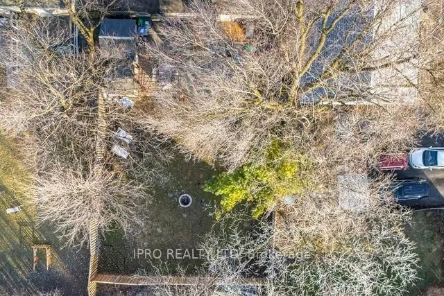 Additional image 38 of 62 McCaul St