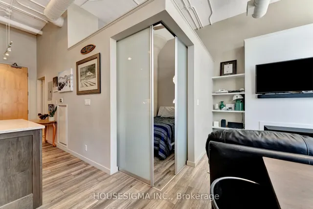 Additional image 24 of 410 King St Unit 118