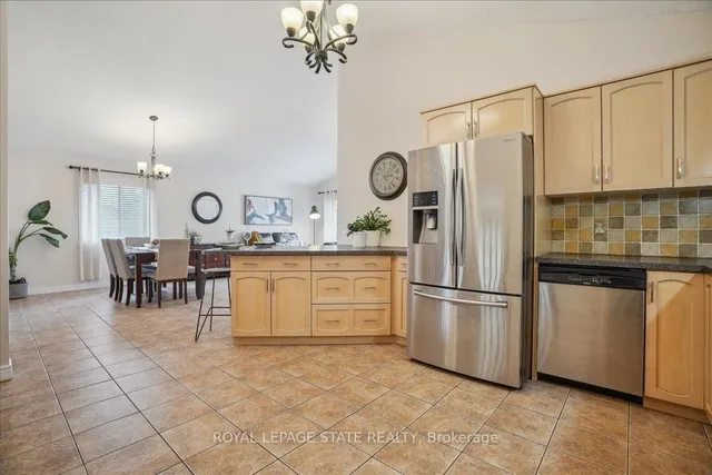 Additional image 3 of 32 Sonoma Lane