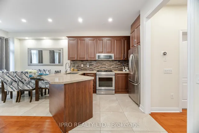 Additional image 12 of 803 Khan Cres