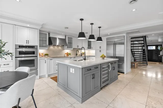 Additional image 10 of 32 Parkhurst Blvd