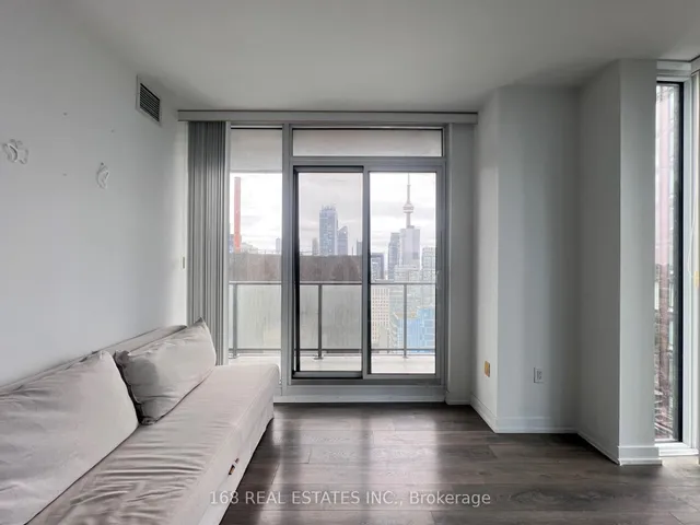 Additional image 10 of 426 University Ave Unit 3503