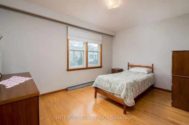 Additional image 23 of 852 Glencairn Ave