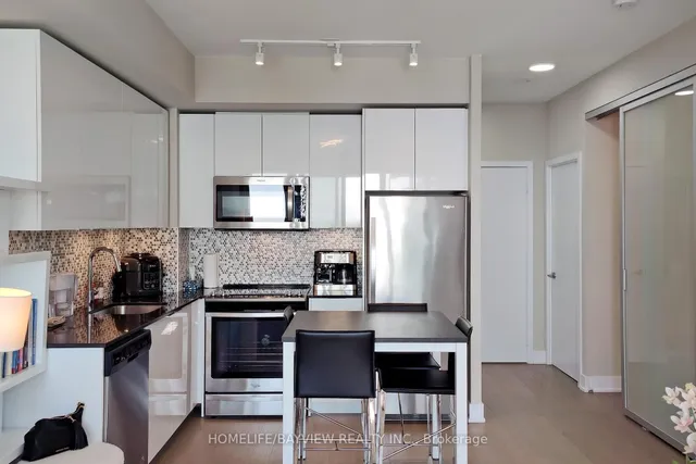 Additional image 8 of 30 SHORE BREEZE Dr Unit 5106