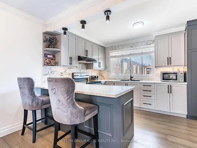 Additional image 13 of 640 Rathburn Rd Unit 8