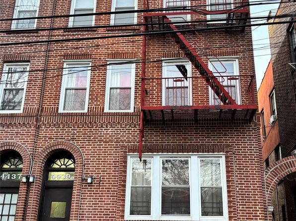 4439 Carpenter Avenue, Bronx, NY 10470