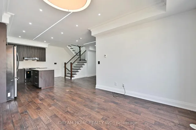 Additional image 11 of 9 Oakburn Cres Unit Th 28