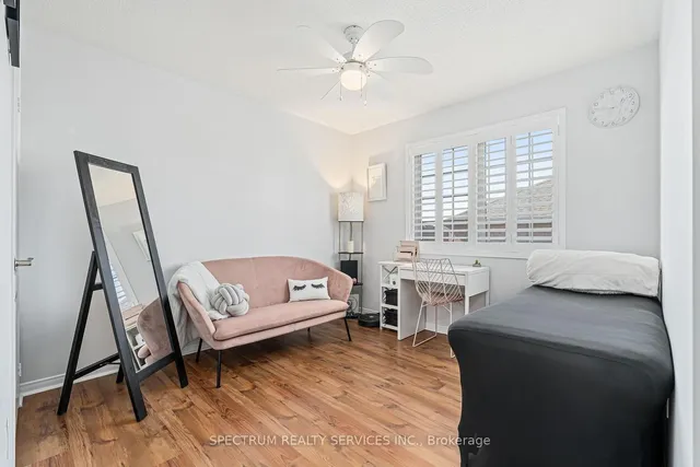 Additional image 38 of 57 Penbridge Circ