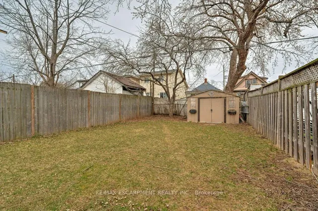 Additional image 34 of 89 Albany Ave