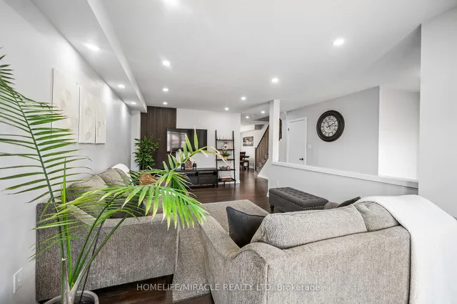 Additional image 30 of 66 Crafter Cres