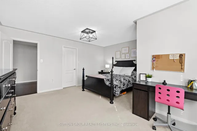 Additional image 30 of 925 Dice Way