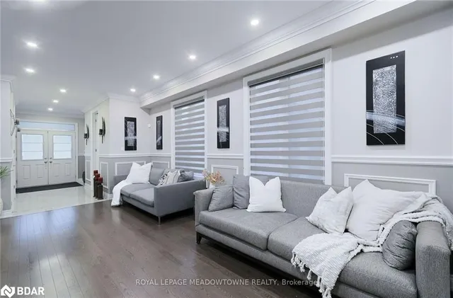 Additional image 14 of 42 Ferdinand Dr