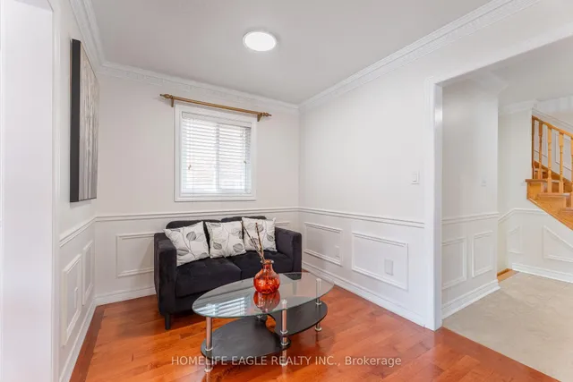 Additional image 9 of 7 Denim Dr