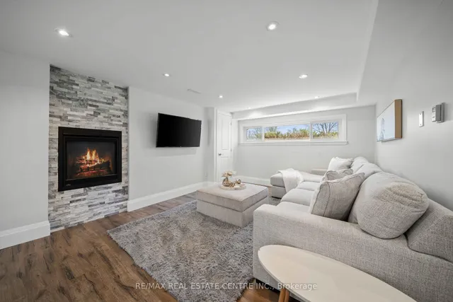 Additional image 32 of 454 Sparling Cres