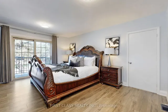 Additional image 23 of 2950 Bayview Ave