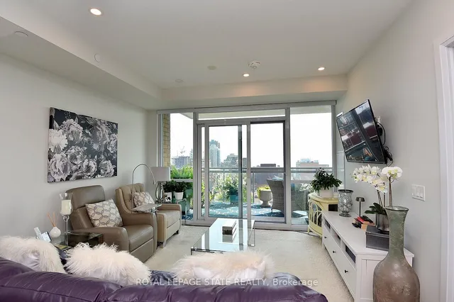 Additional image 9 of 2025 Maria St Unit 1006