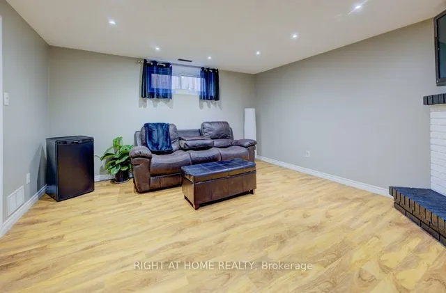 Additional image 25 of 34 Langston Dr