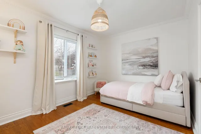 Additional image 19 of 62 Burr Ave