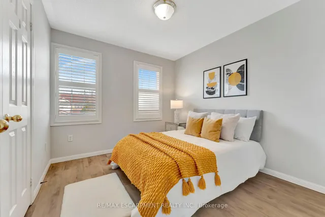 Additional image 19 of 646 Kerr Tr