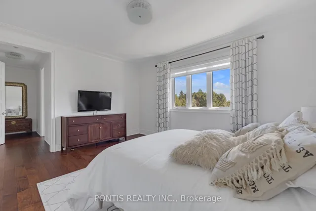 Additional image 41 of 55 Burlwood Rd