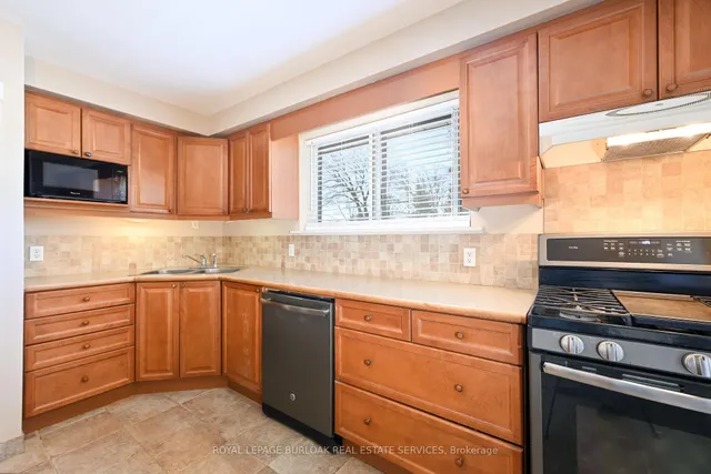 Additional image 9 of 419 Hampton Heath Rd