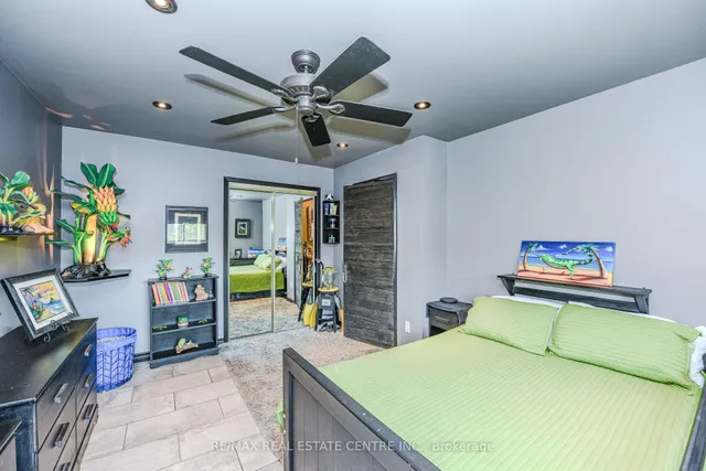 Additional image 31 of 14 Royce Ave