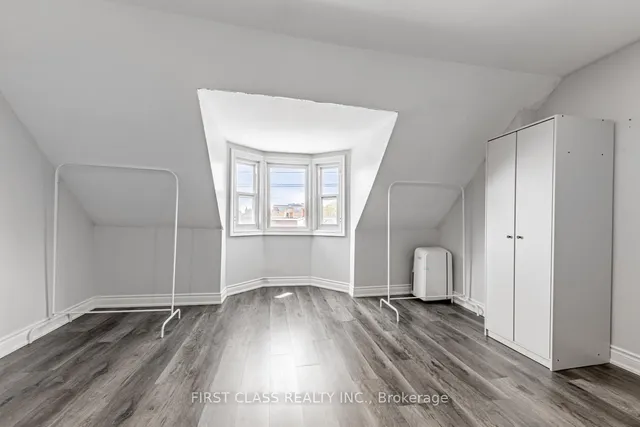 Additional image 22 of 1113 Dufferin St